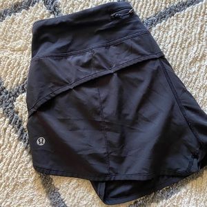 Lululemon Black Shorts Size 8